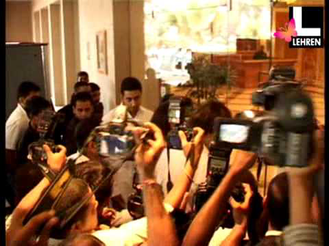 Bollywood mourns the death of veteran actor Feroz Khan