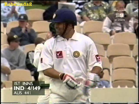 Sachin 4,4,4,4,4,4,4,4,4,4,4,4,4,4,4,4, vs Aussies. STUNNING!
