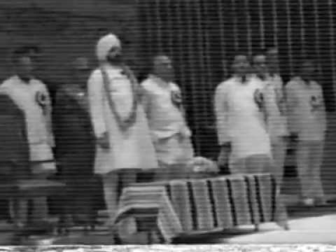 President Of India Giani Zail Singh Giving Award To Pramod Soni