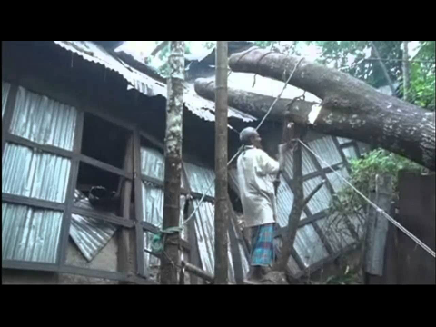 BANGLADESH CYCLONE AFTERMATH