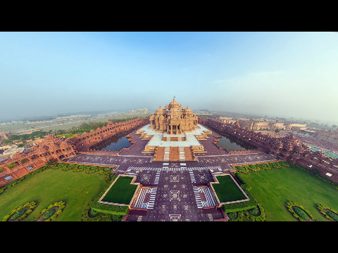 The World Largest Hindu Temple - Akshardham Temple, Delhi, India.