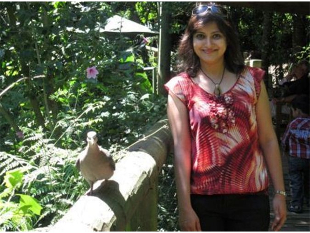 Adi_in_SA_-_Birds_-_Sarita_and_Dove