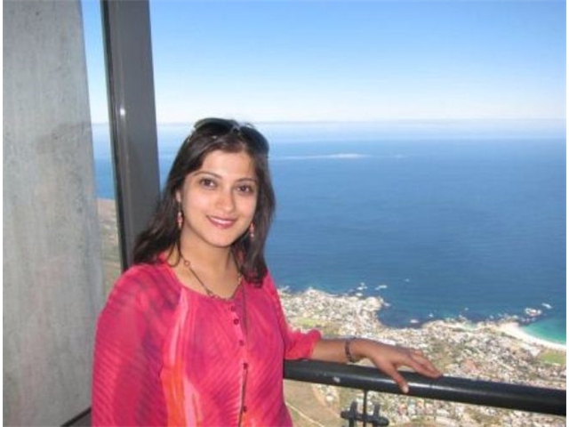 Adi_in_SA_-_Sarita_overlooking_the_sea