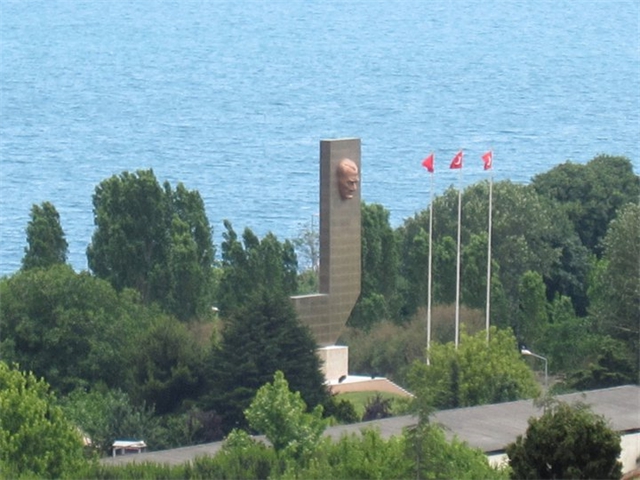 264567_2224020478112_1175751257_2831122_4604508_n