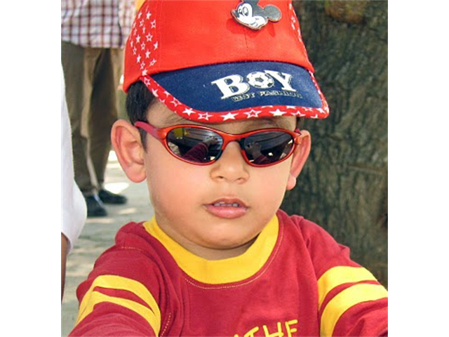 Adi_in_SA_-_Adi_in_spy_mode