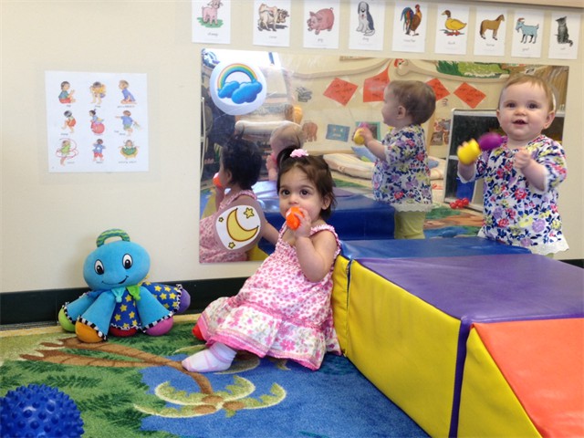 DIYA_First_Birthday_at_Daycare_Centre_04.JPG