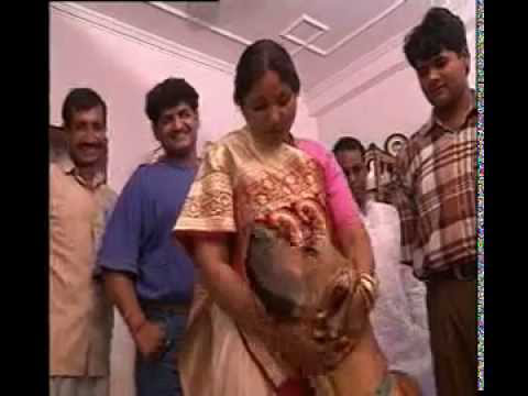 Rare interview of Phoolan Devi (Bandit Queen) with Rajeev Shukla