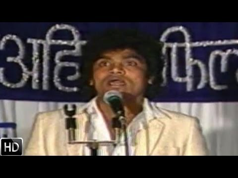 Asrani,Uparna & Johny Lever's Live Performance