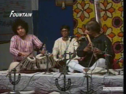 Tabla and Bansuri dialogue. Zakir Hussain vs Hariprasad Chaurasia