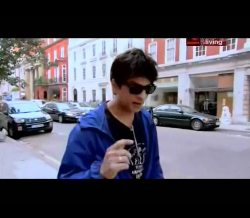 Shahrukh Khan - Documentry - Living With A Superstar - Private Vacation London 1