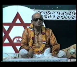 SHRII SHRII ÁNANDAMÚRTIJII - THE PERSONIFICATION OF ÁNANDA - PART I