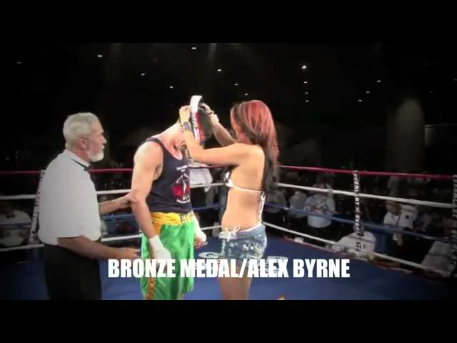 WORLD NUMBER 1 VIJENDER SINGH AMATEUR MIDDLEWEIGHT 75 KG BOXER WINS GOLD AT  WORLD POLICE GAMES